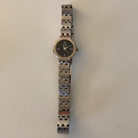 Ladies stainless steel watch, quartz movement - Picture 2 of 7